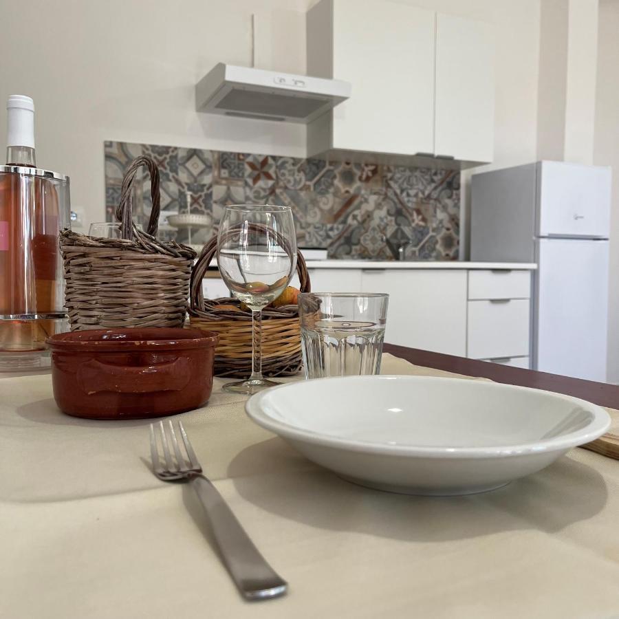 Li Papi Villa Галатоне Екстериор снимка