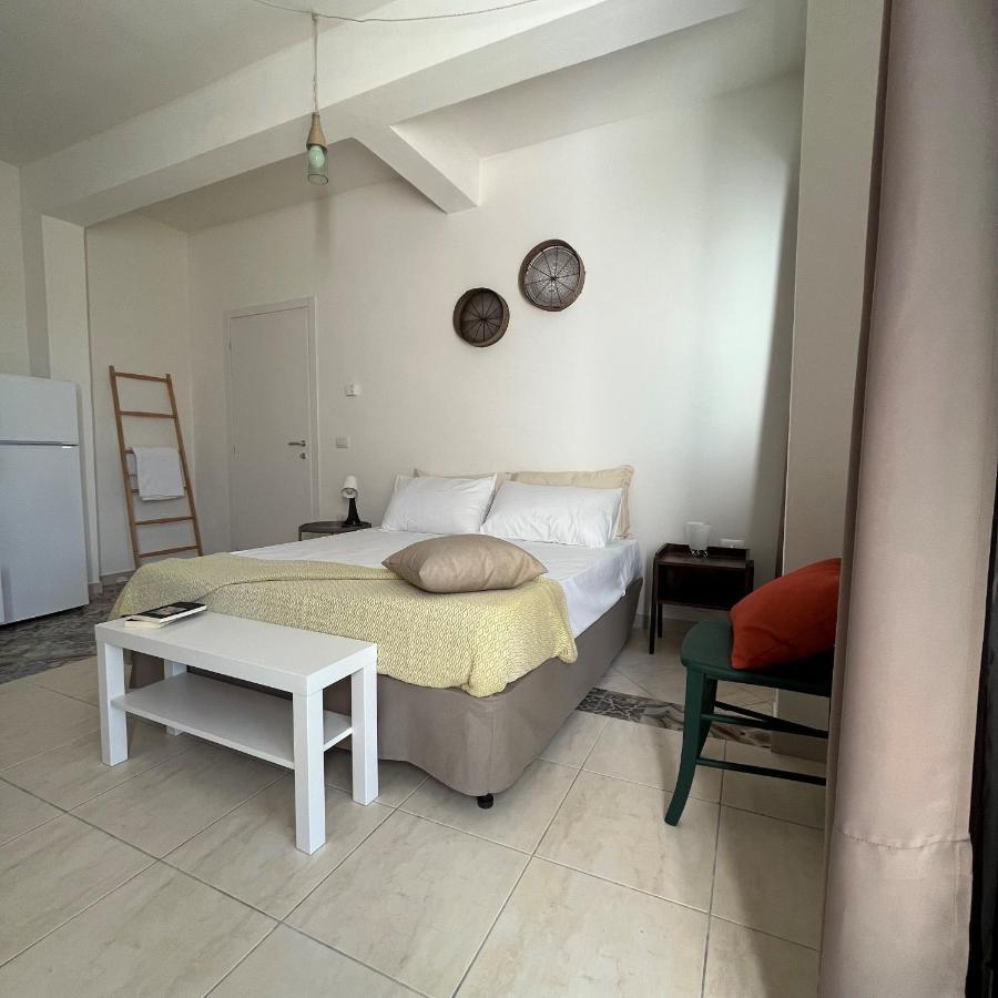 Li Papi Villa Галатоне Екстериор снимка