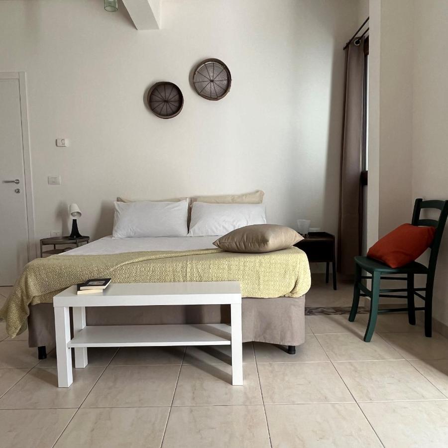 Li Papi Villa Галатоне Екстериор снимка