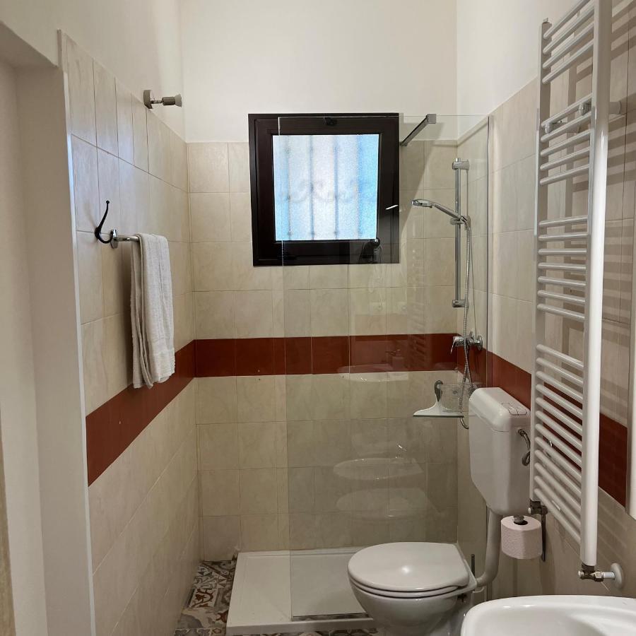 Li Papi Villa Галатоне Екстериор снимка