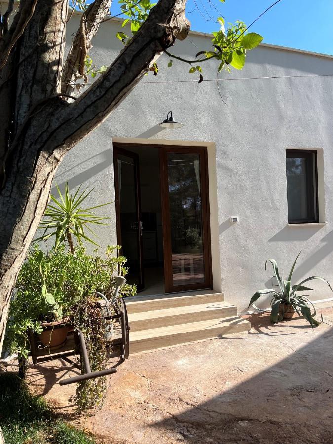 Li Papi Villa Галатоне Екстериор снимка