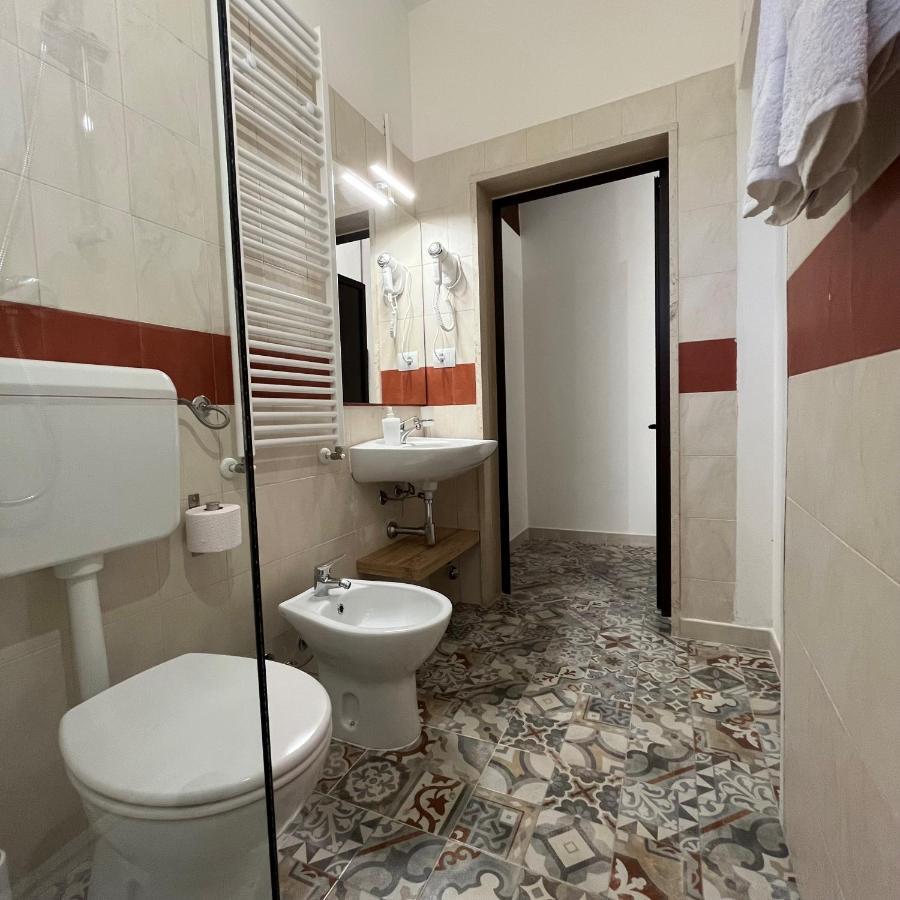 Li Papi Villa Галатоне Екстериор снимка
